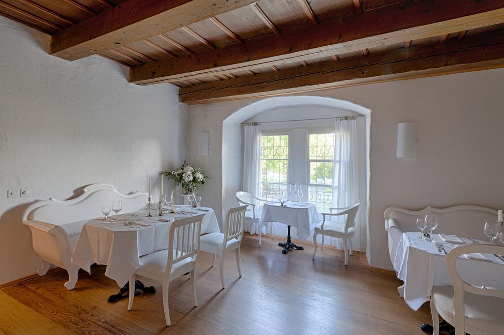 Schloss Ueberstorf - Tafeln, Tagen, Traeumen Bagian luar foto